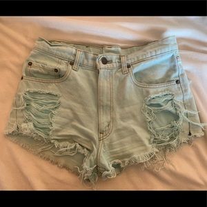 LEVIS light blue vintage shorts!